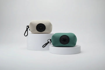 Pet Poop Bag Dispenser – Portable Clip-On Stool Bag Holder for Dogs & Cats